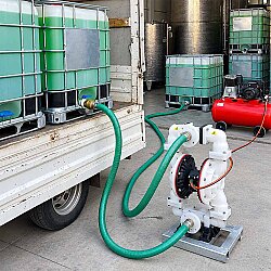 Huge Pump-Günalsan HP20 Plastik Polipropilen Gövdeli Diyaframlı Havalı Pompa 560 Litre/Dakika 7 Bar 2'' - 4